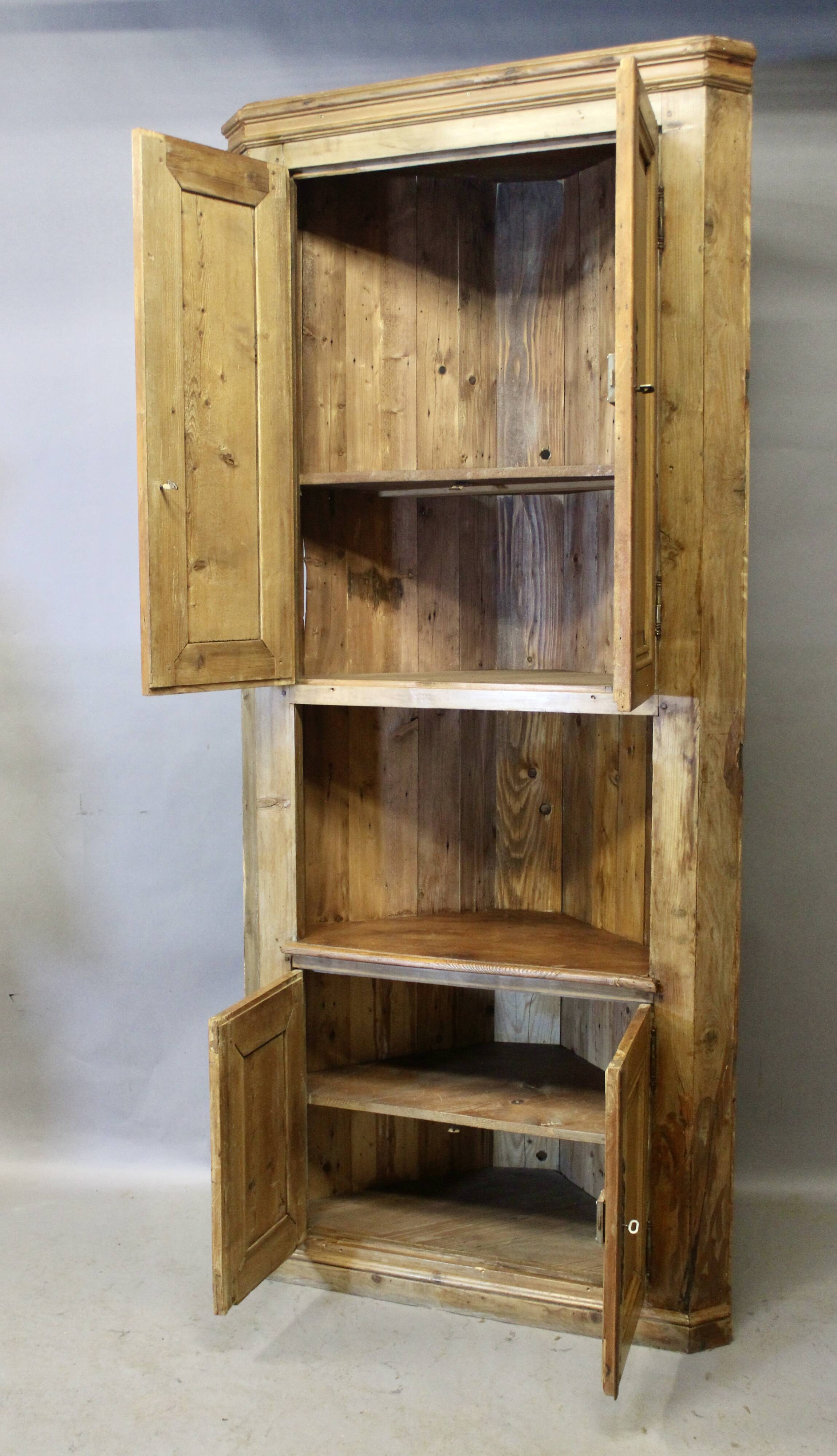 Large corner cabinet with 4 doors