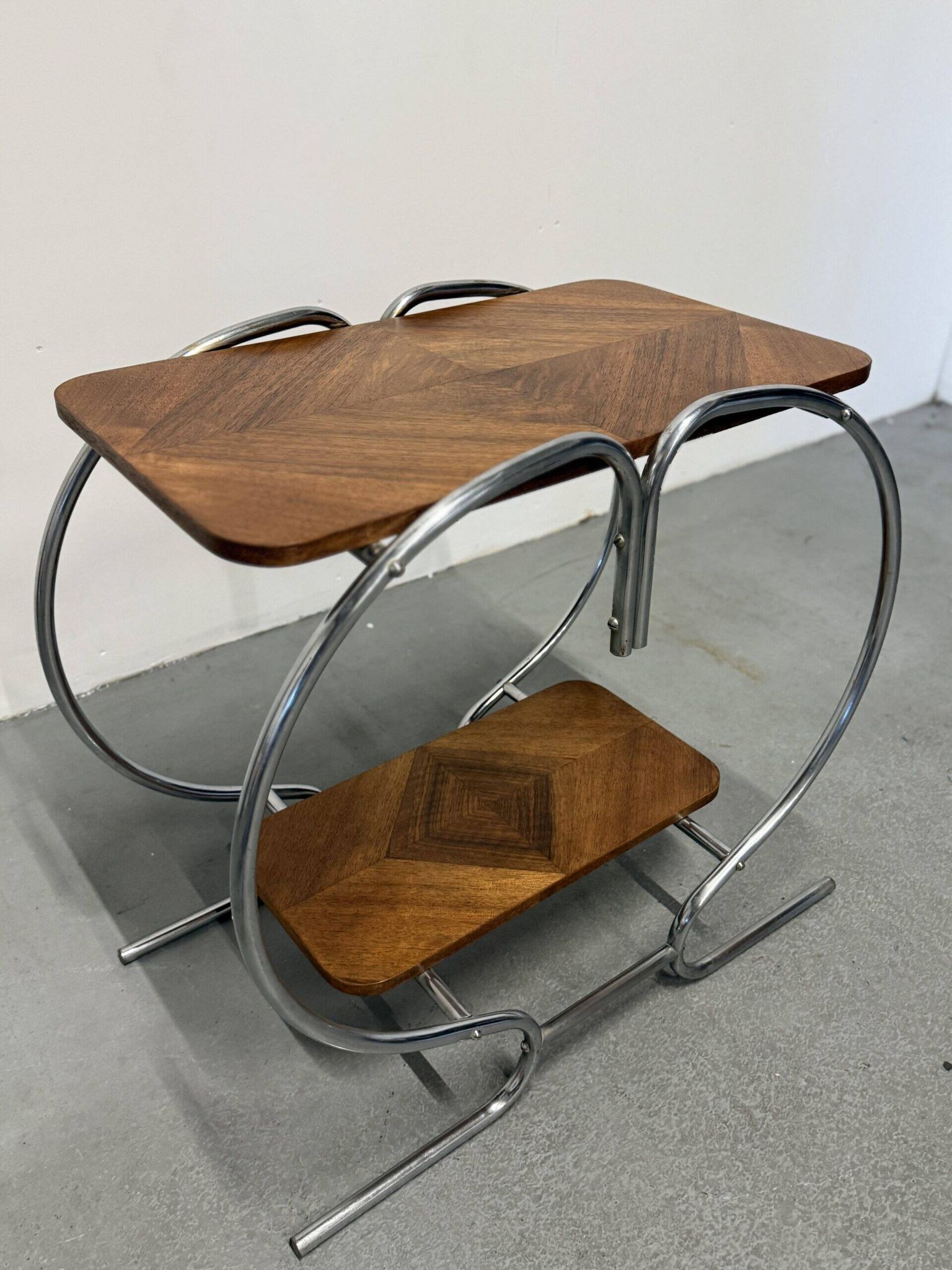 Table d'appoint Bauhaus