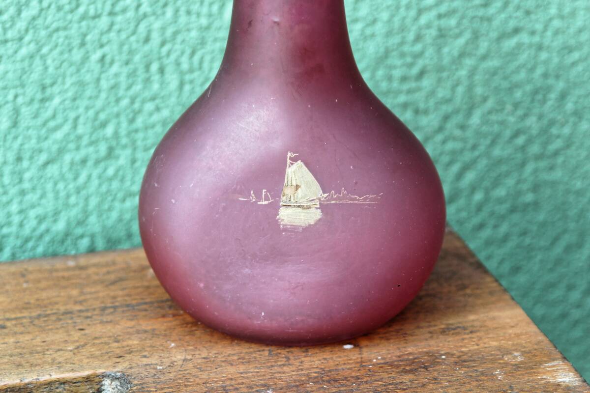 Blown soliflore vase in frosted glass, gold enameled