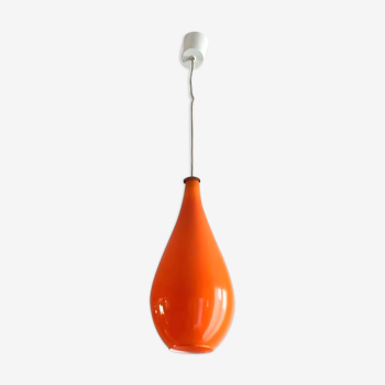 Orange opaline drop suspension