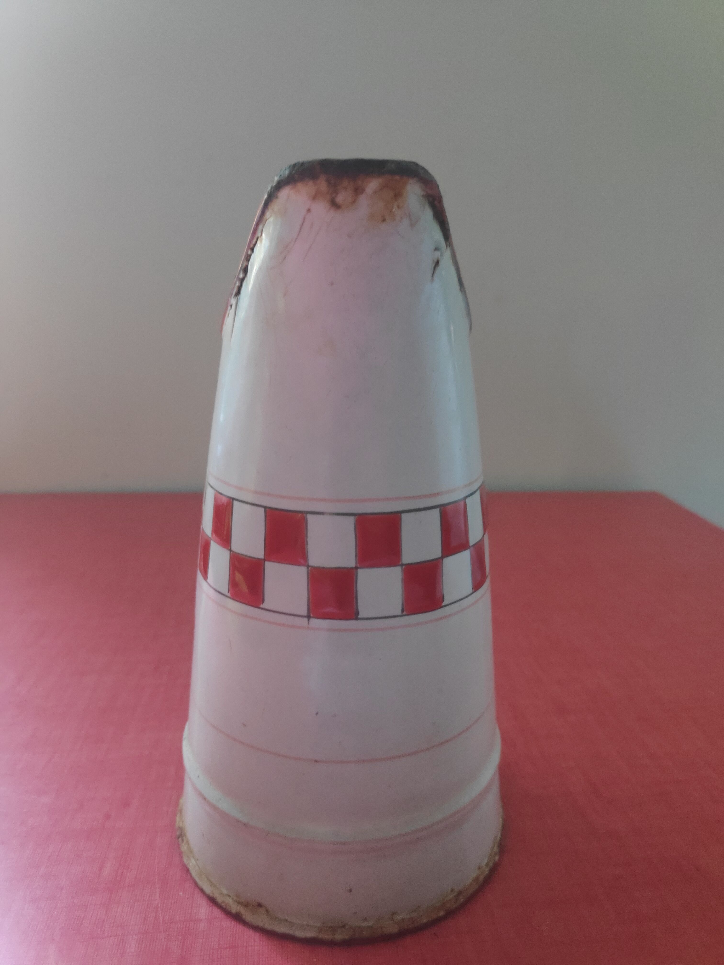 Enamelled sheet metal pitcher Lustucru décor