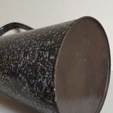 Broc ancien tôle émaillée mouchetée XIXème