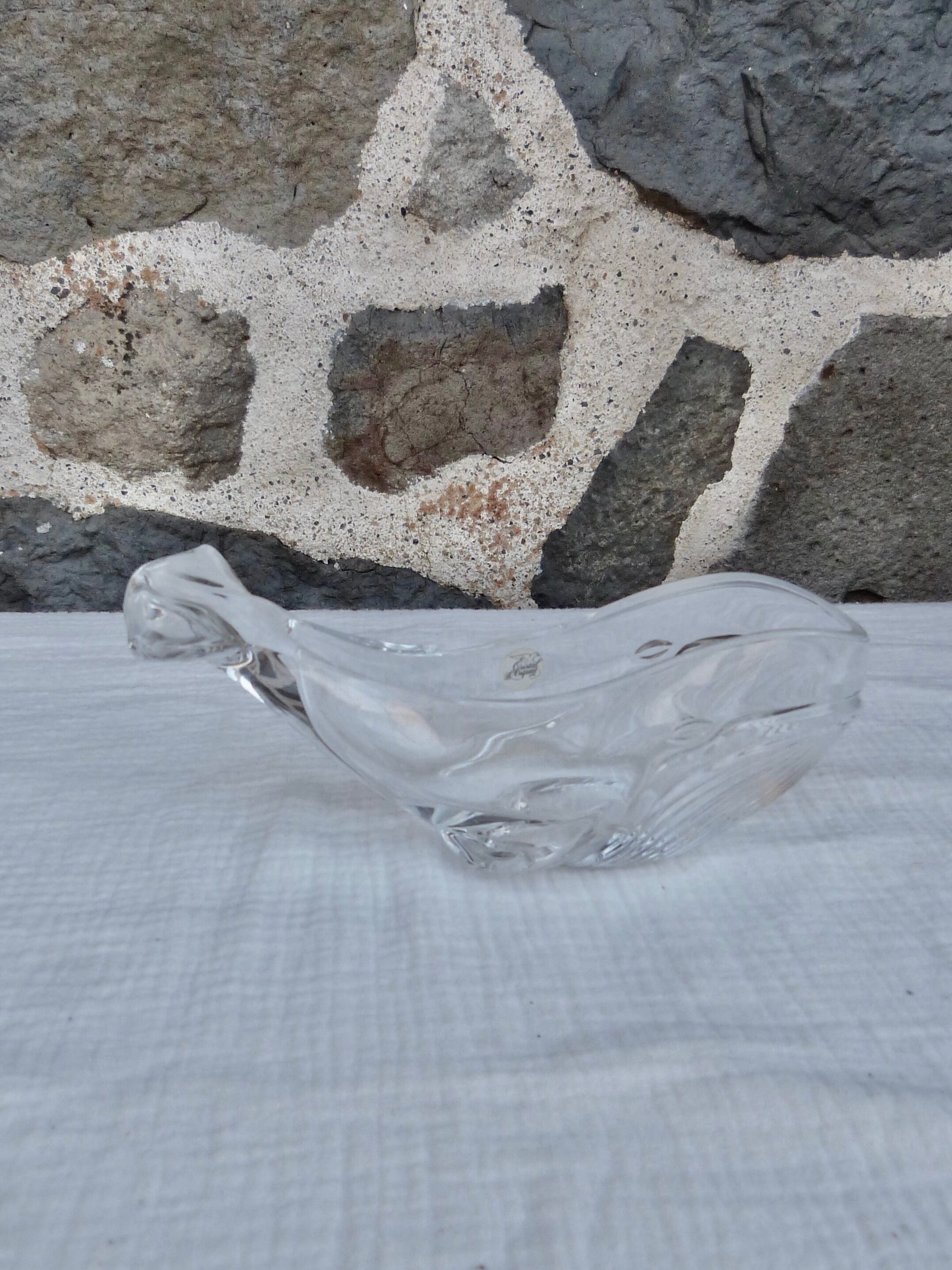 Empty whale pocket in Arques crystal