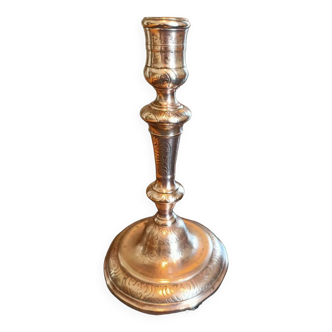 Chiseled candlestick in gilded bronze