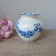 Vase boule signé Sia "Blue Garland"