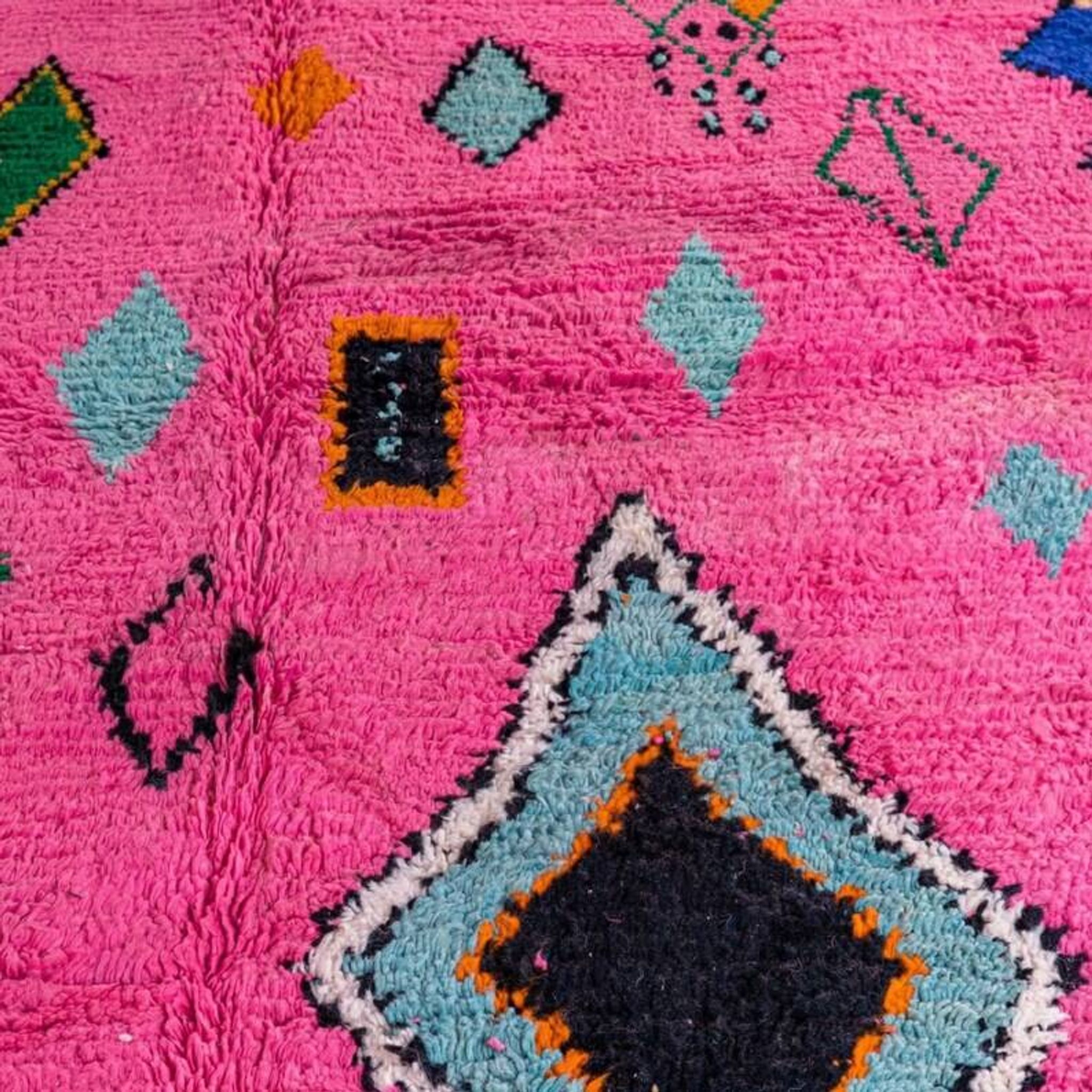 Handmade Moroccan rug 250cm x 150cm