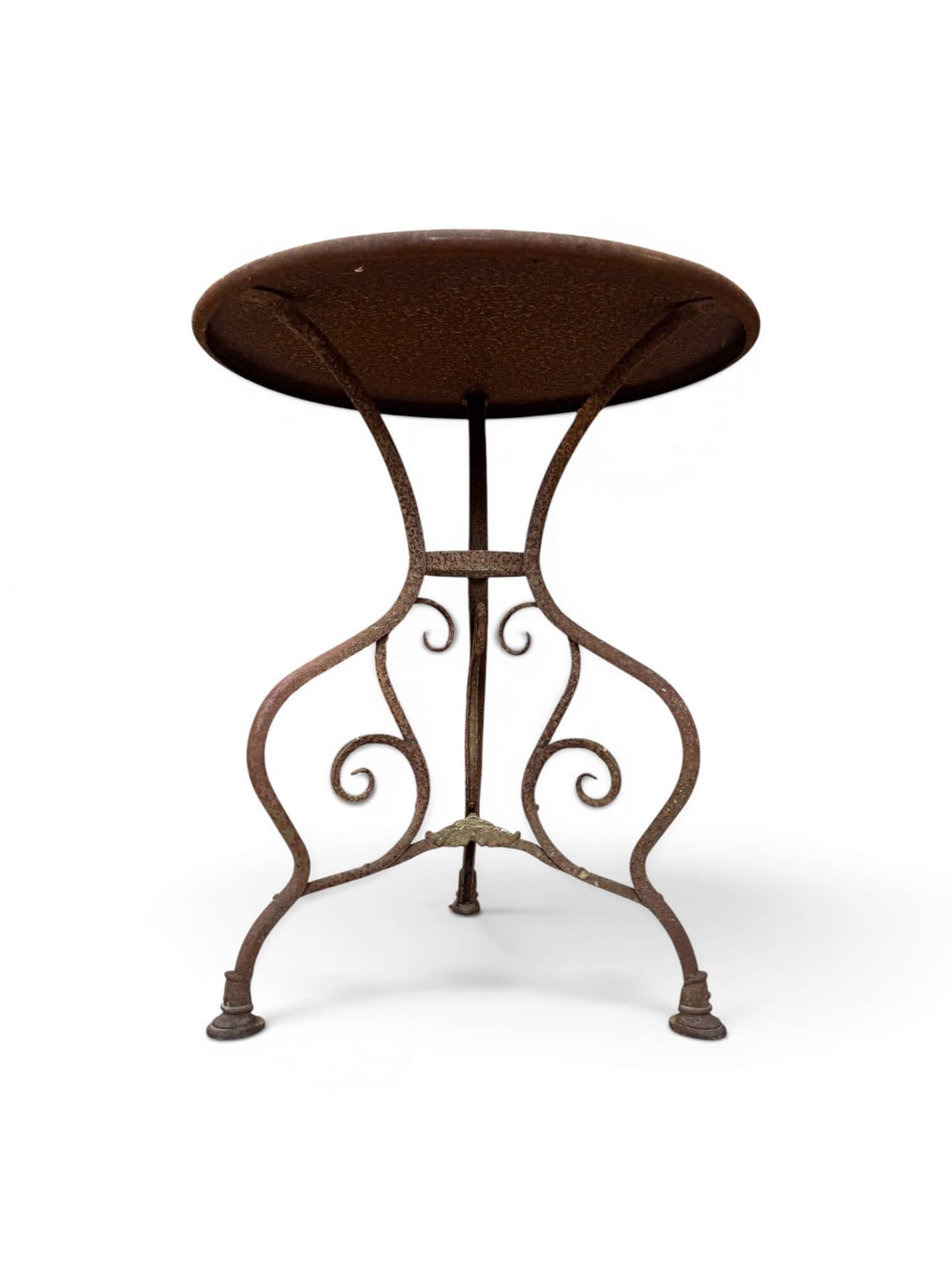 1900 wrought iron guéridon from Arras, St Sauveur
