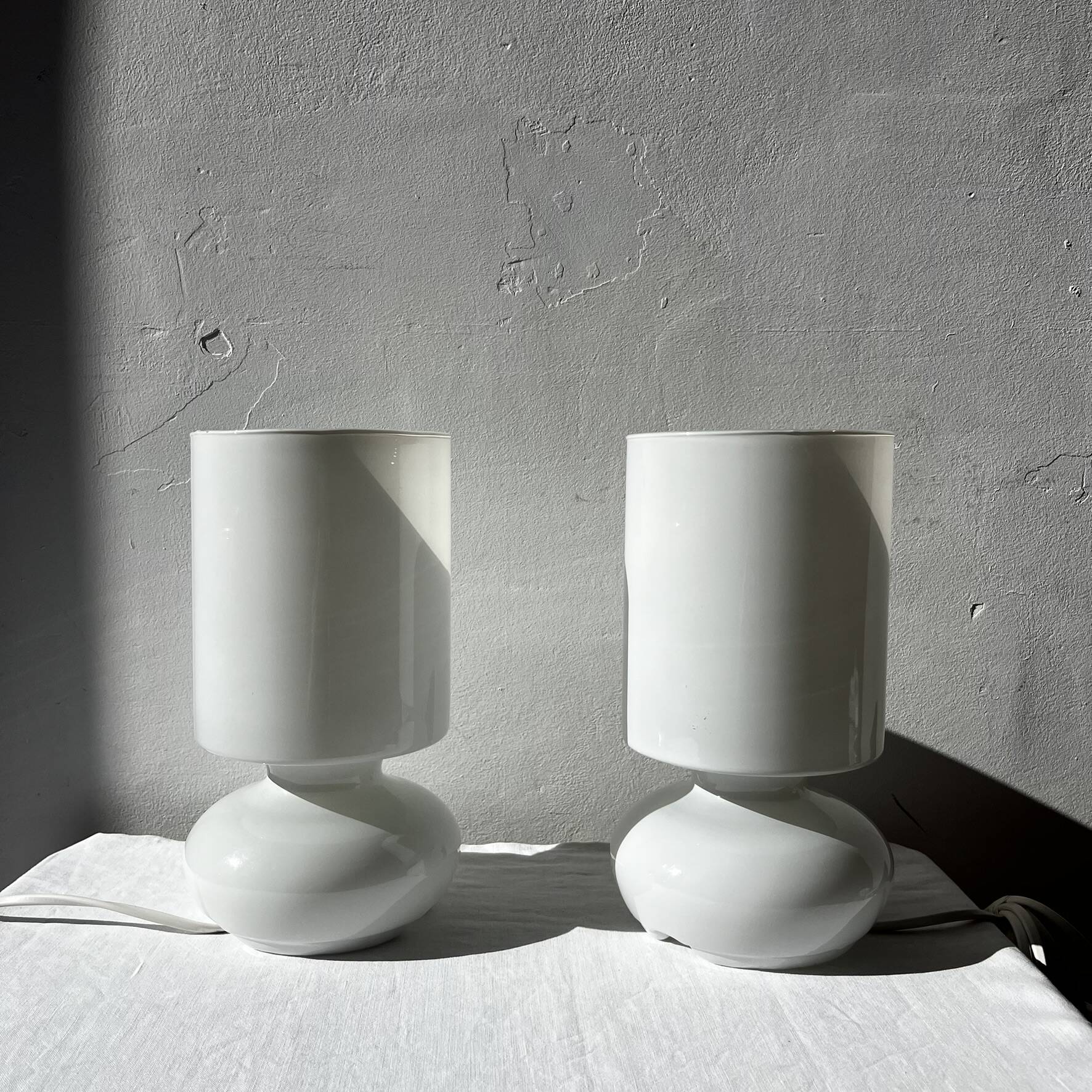 Lampe à poser IKEA vintage, modèle LYKTA blanc (à l'unité ou la paire)