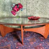 Table basse vintage rétro vintage ovale en teck par GPlan 1960
