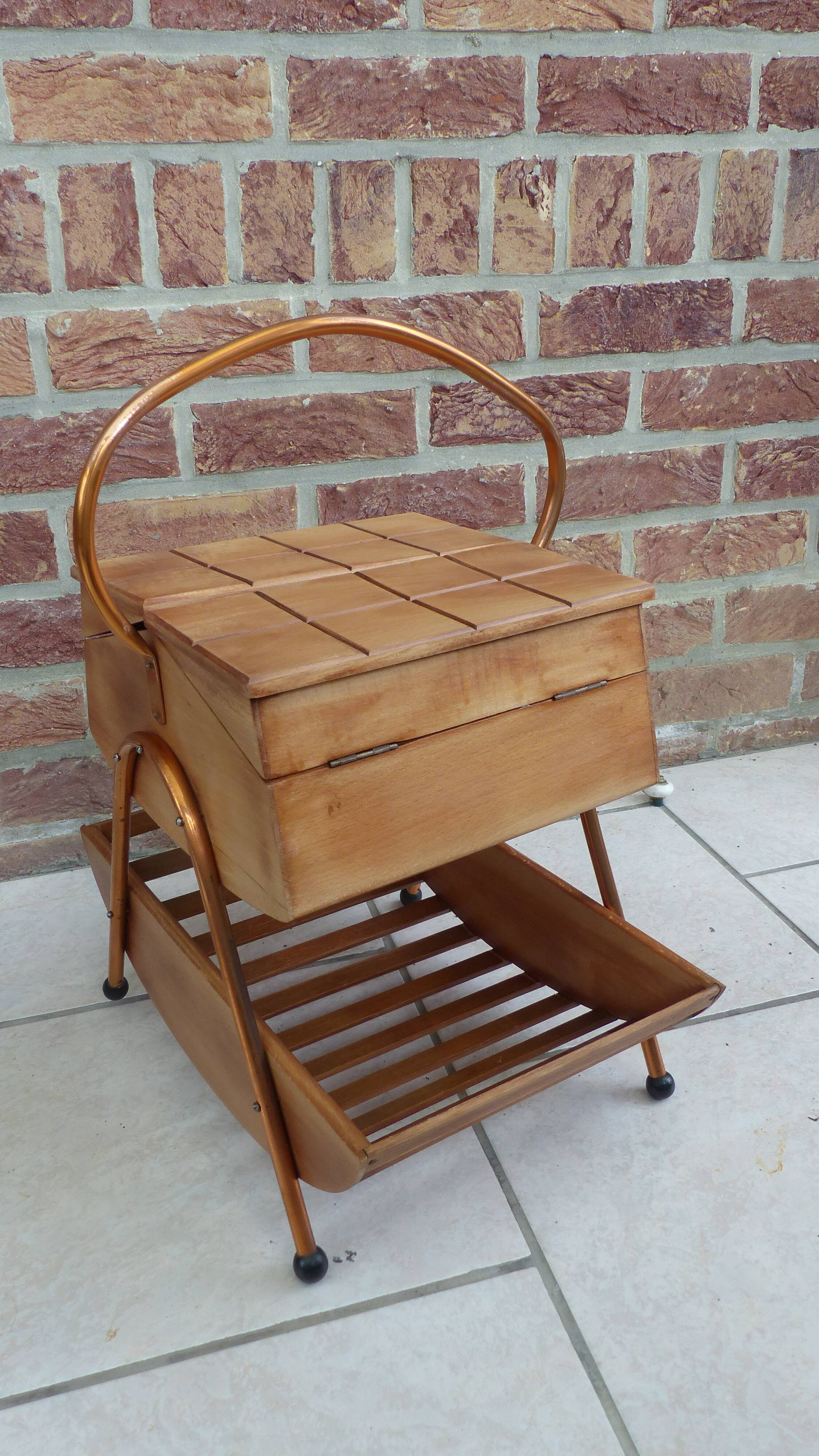 Sewing basket years 50