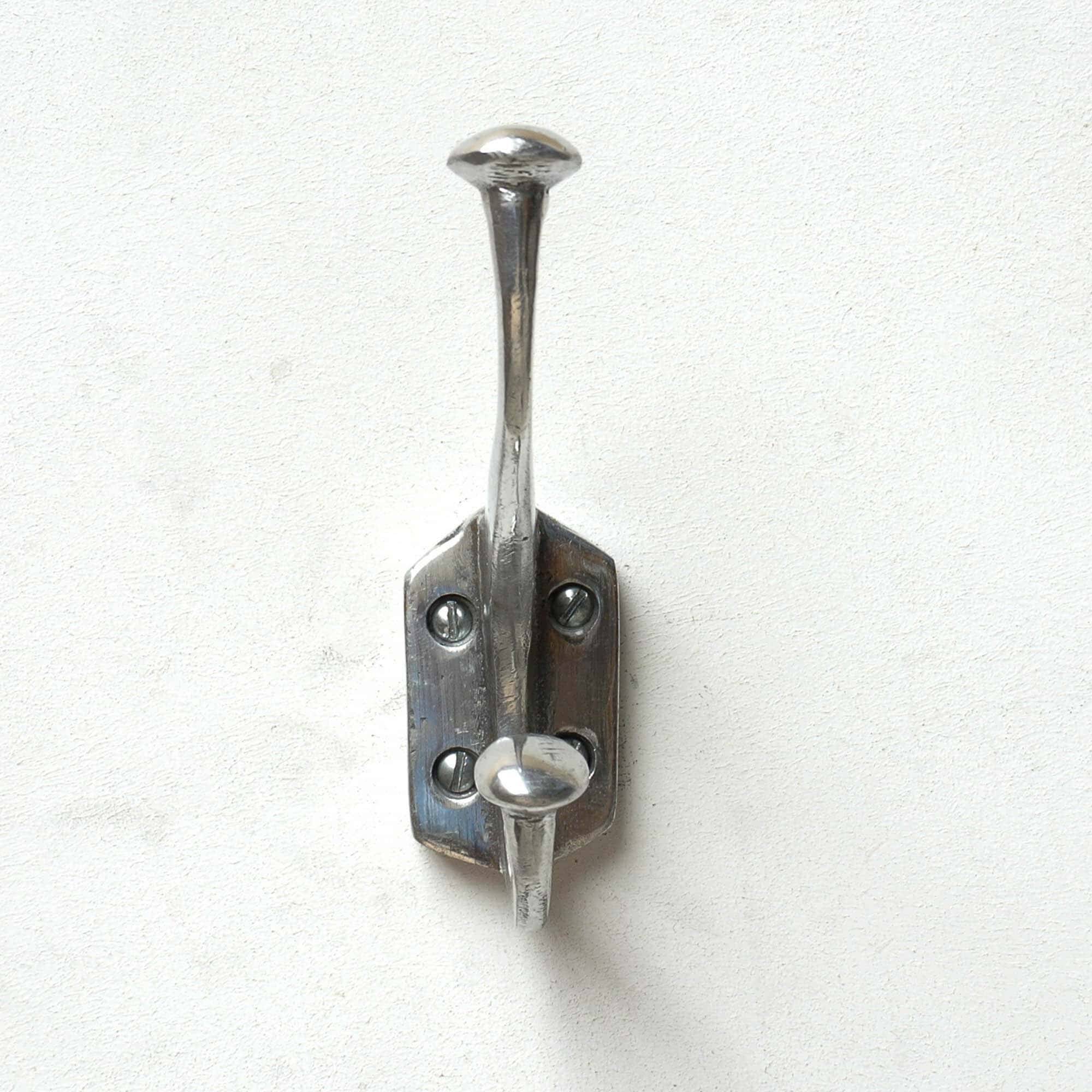 Coat rack "Dented button aluminium"