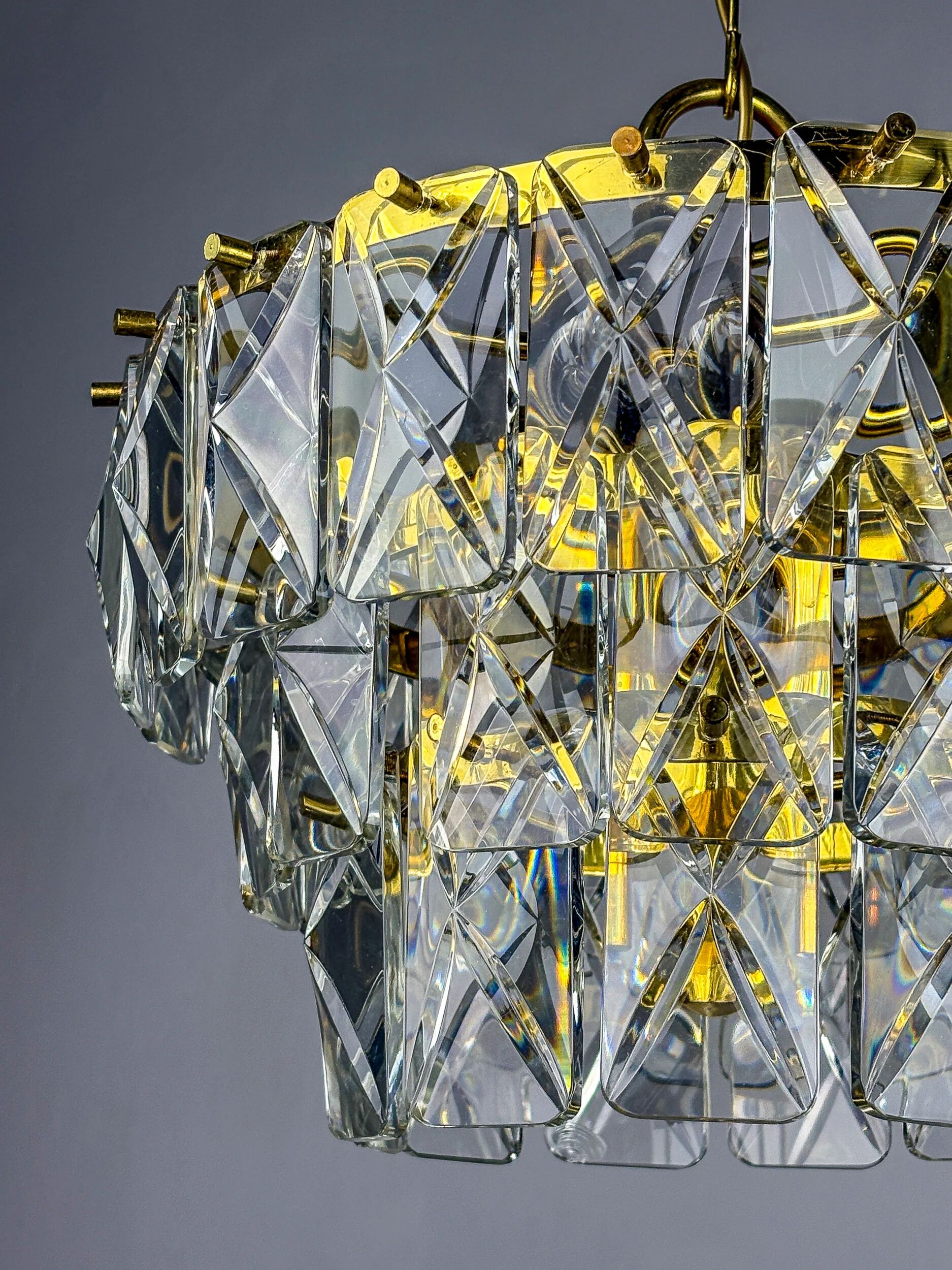 Kinkeldey 3-tier cut crystal chandelier, gilt brass, Germany, 1970