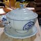 Covered soup tureen and its stand in Gien earthenware –
