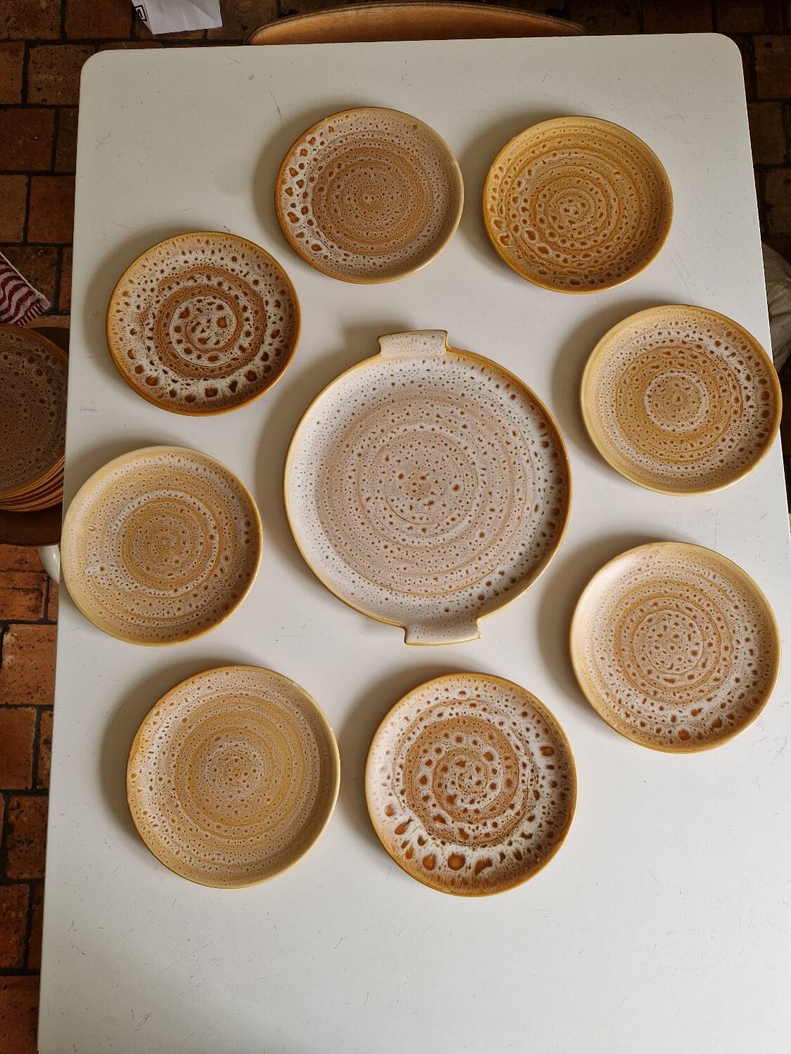 Set of 8 dessert plates plus a Niderviller Fauve model dish
