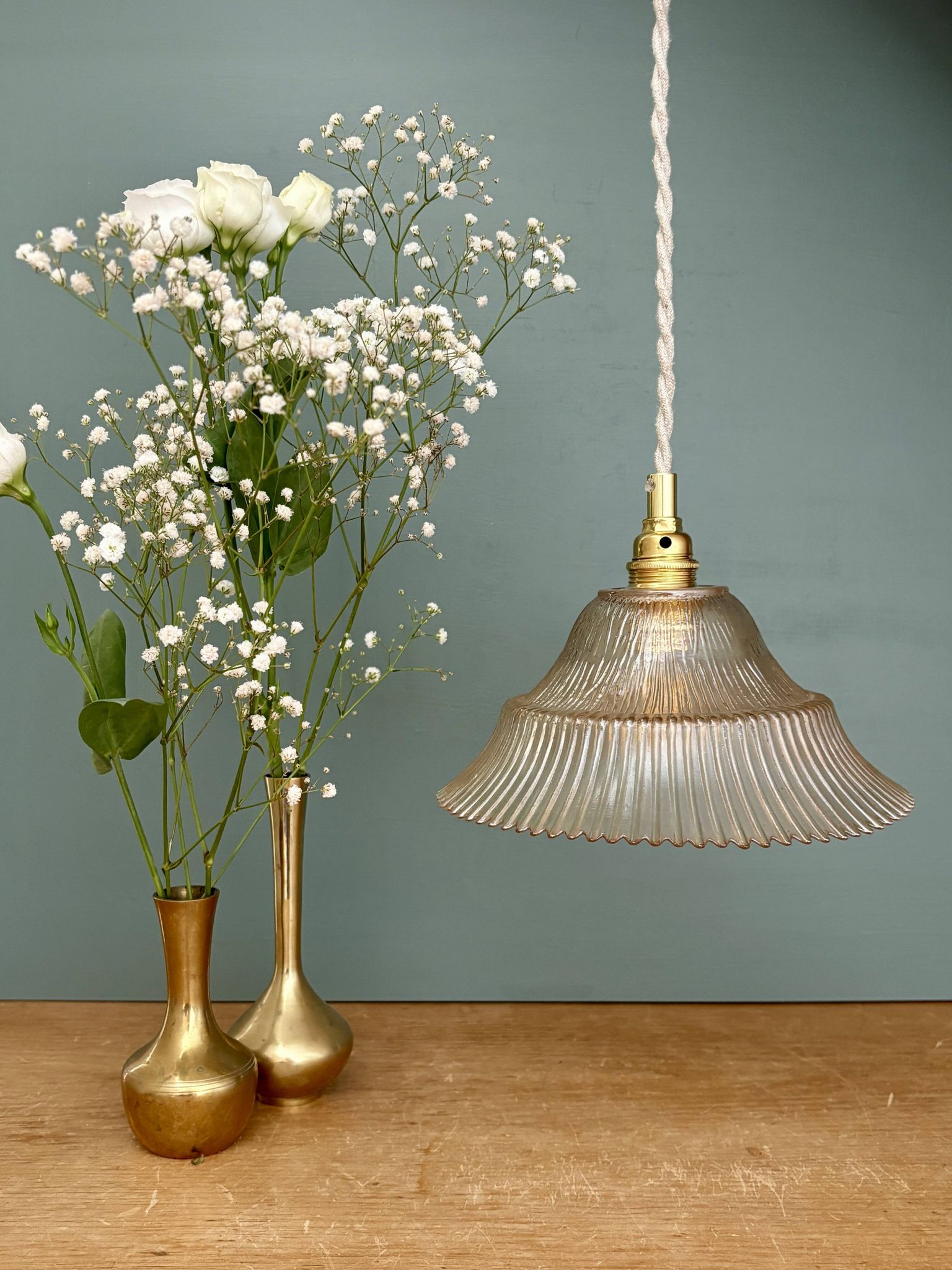 Vintage amber ribbed glass lampshade pendant light