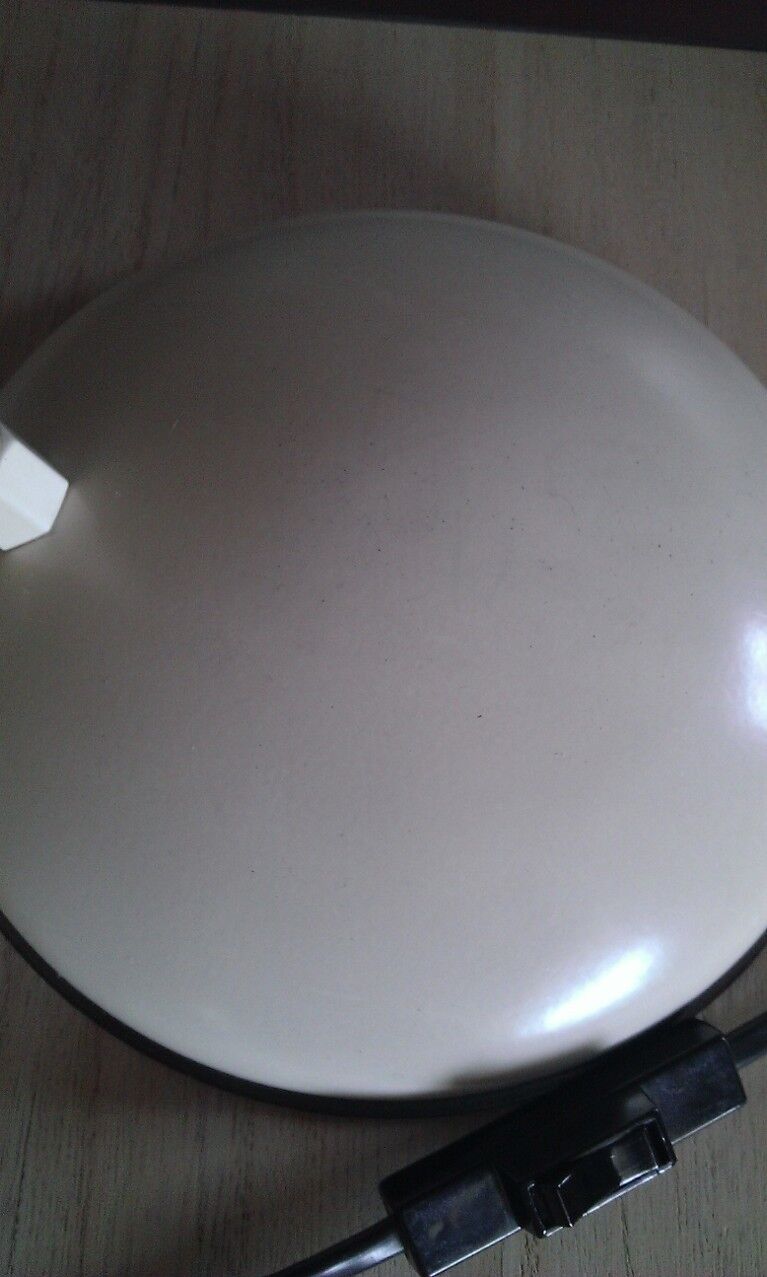 Office lamp metal cream patella