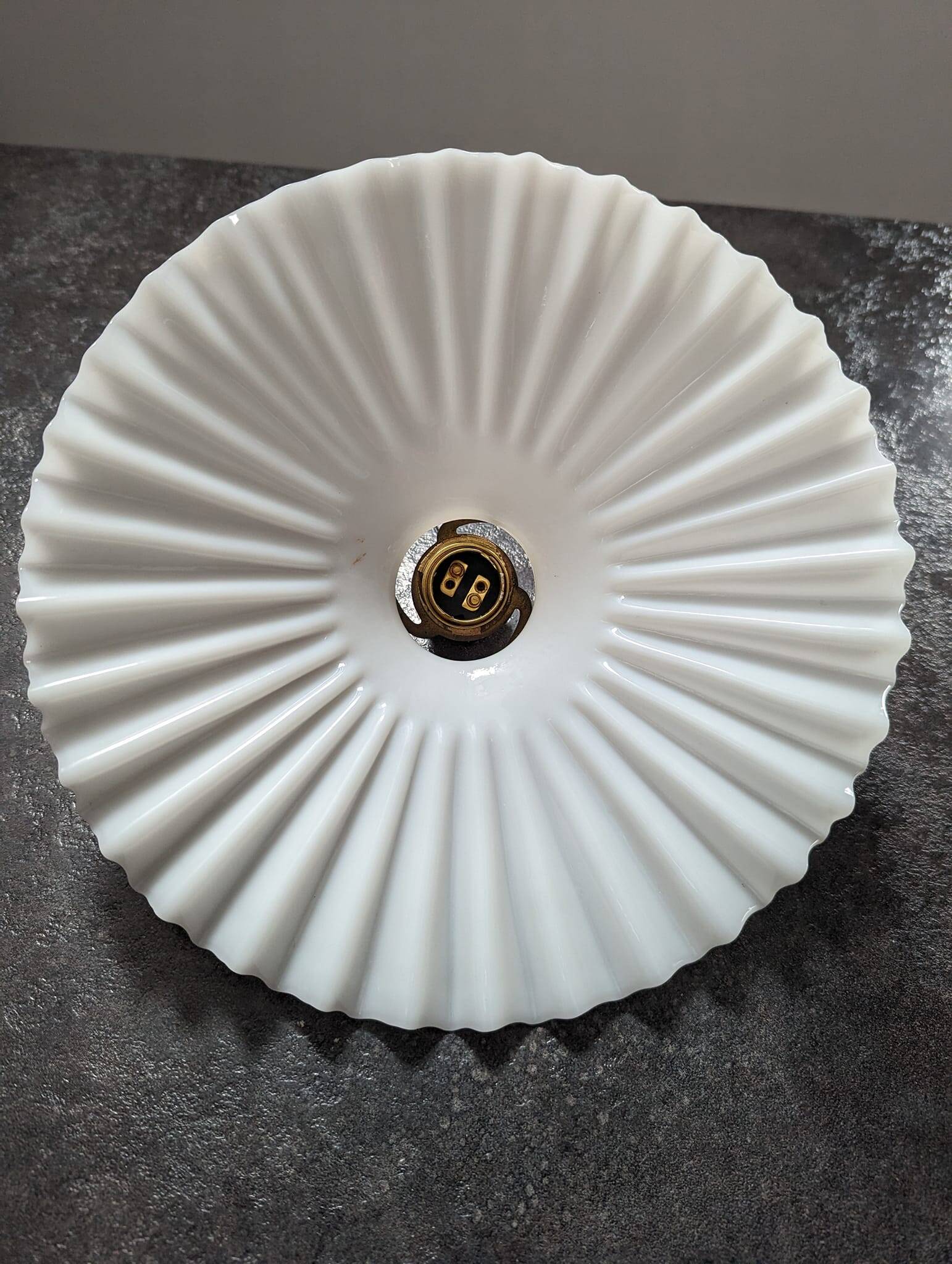 Old hanging lamp in white pleated/draped opaline Art Deco 1930 Ø 24.5 cm