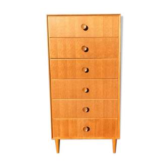 Meredew edition dresser of the 1960s