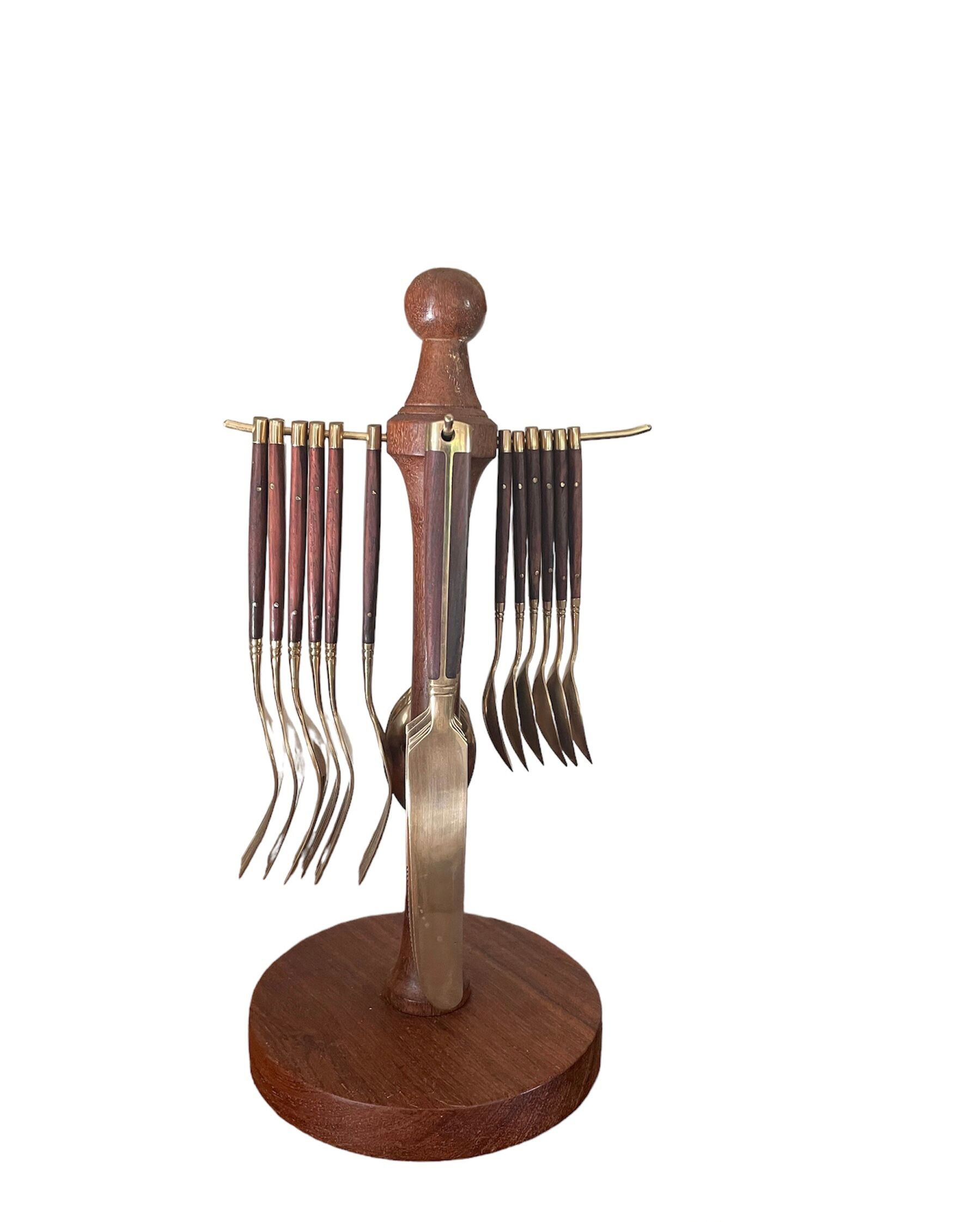 Cutlery in brass and rosewood 24pcs