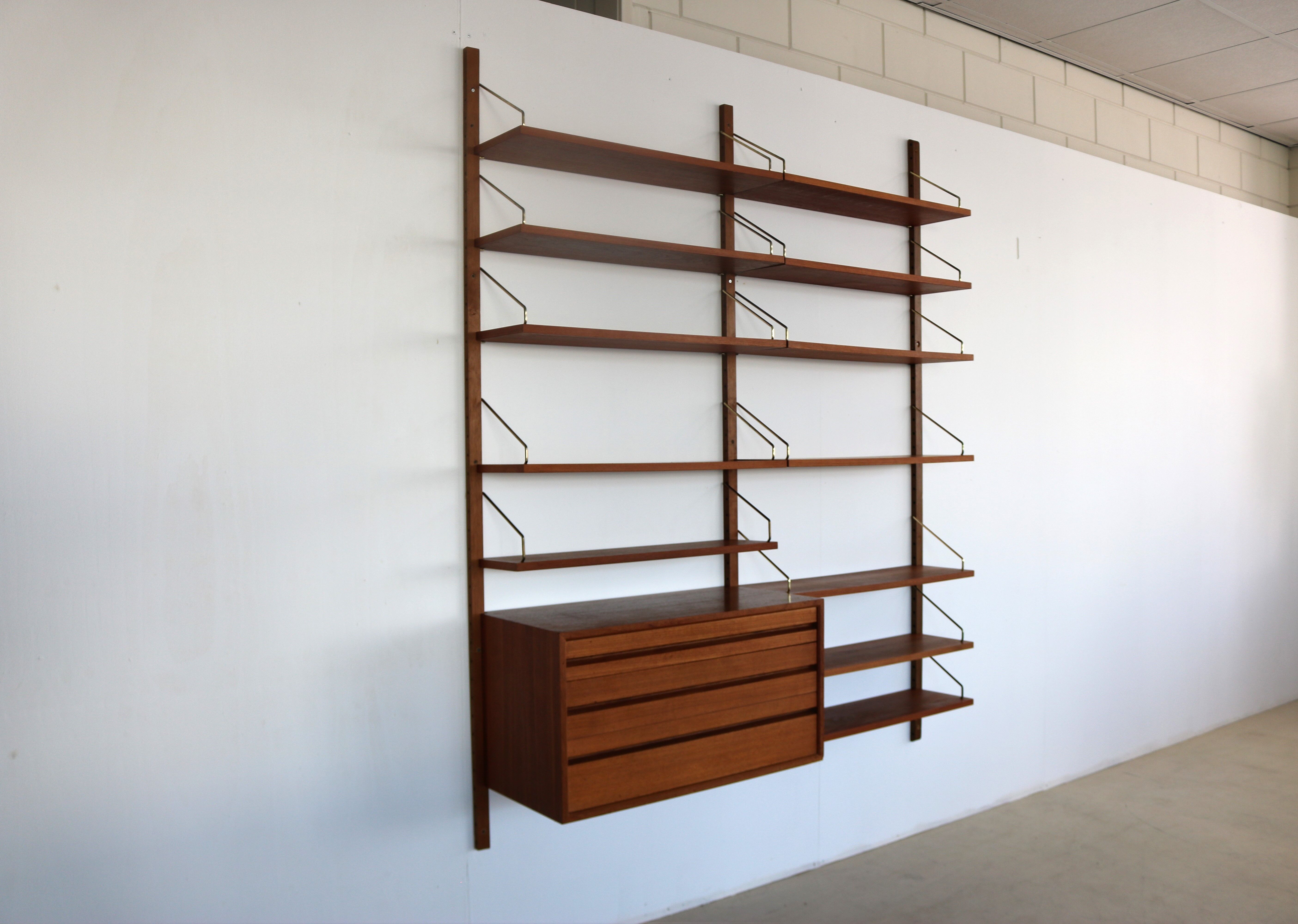 Wall unit by Poul Cadovius "Royal System"