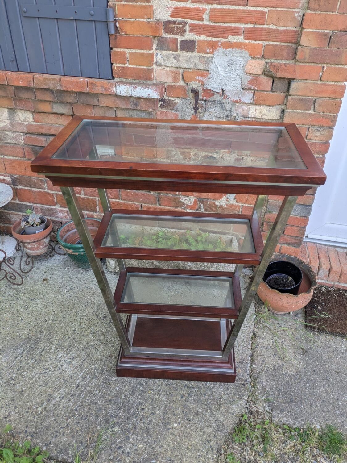 Bejarry Shelf