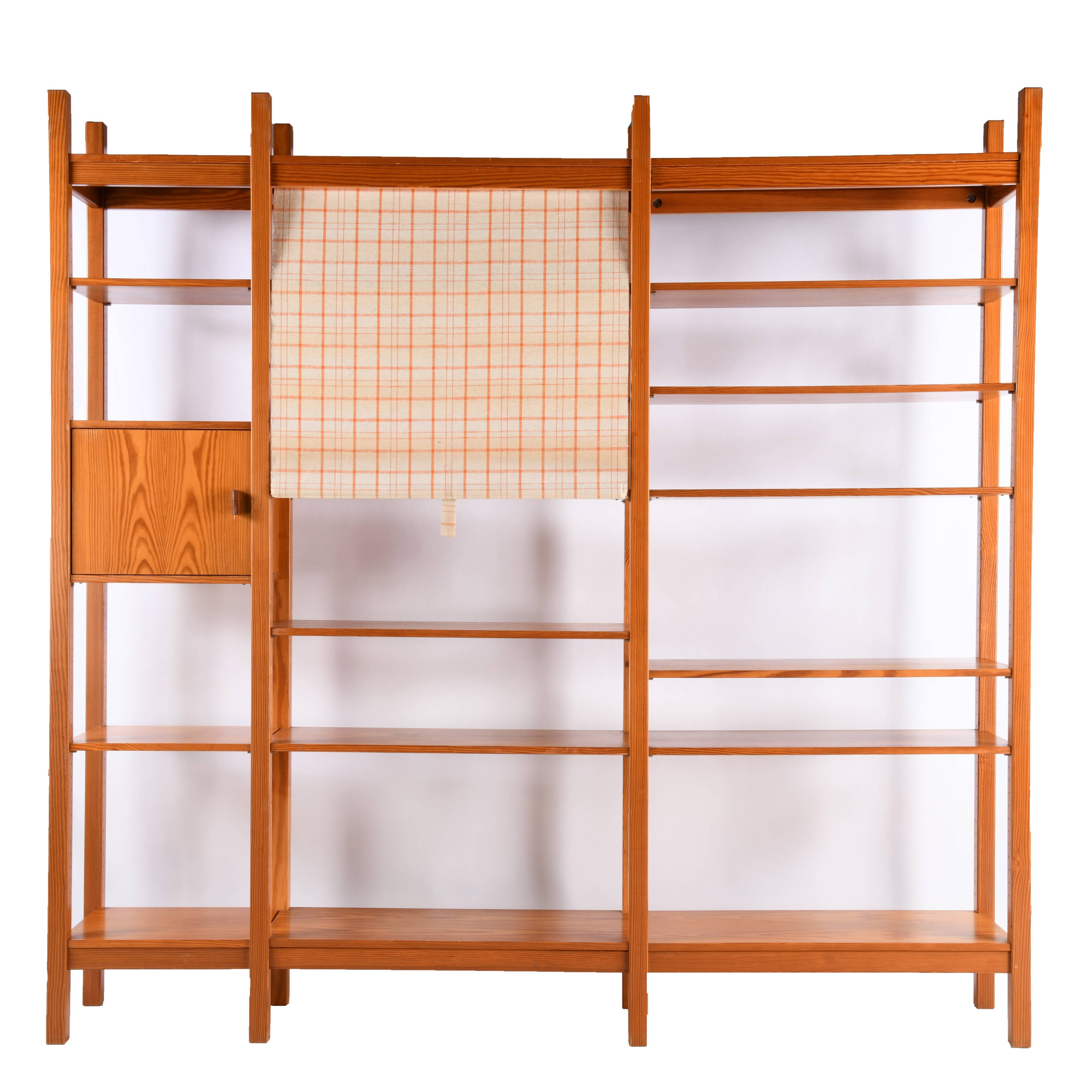 Pine bookshelf library