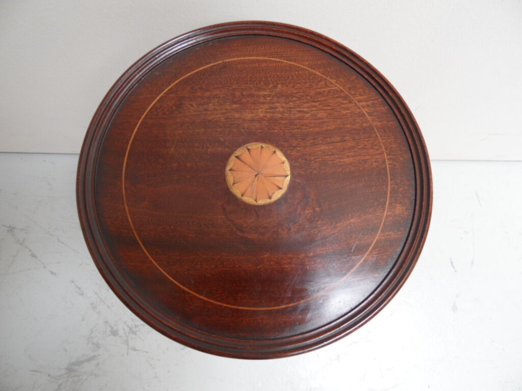 Table d'appoint ronde en acajou vintage