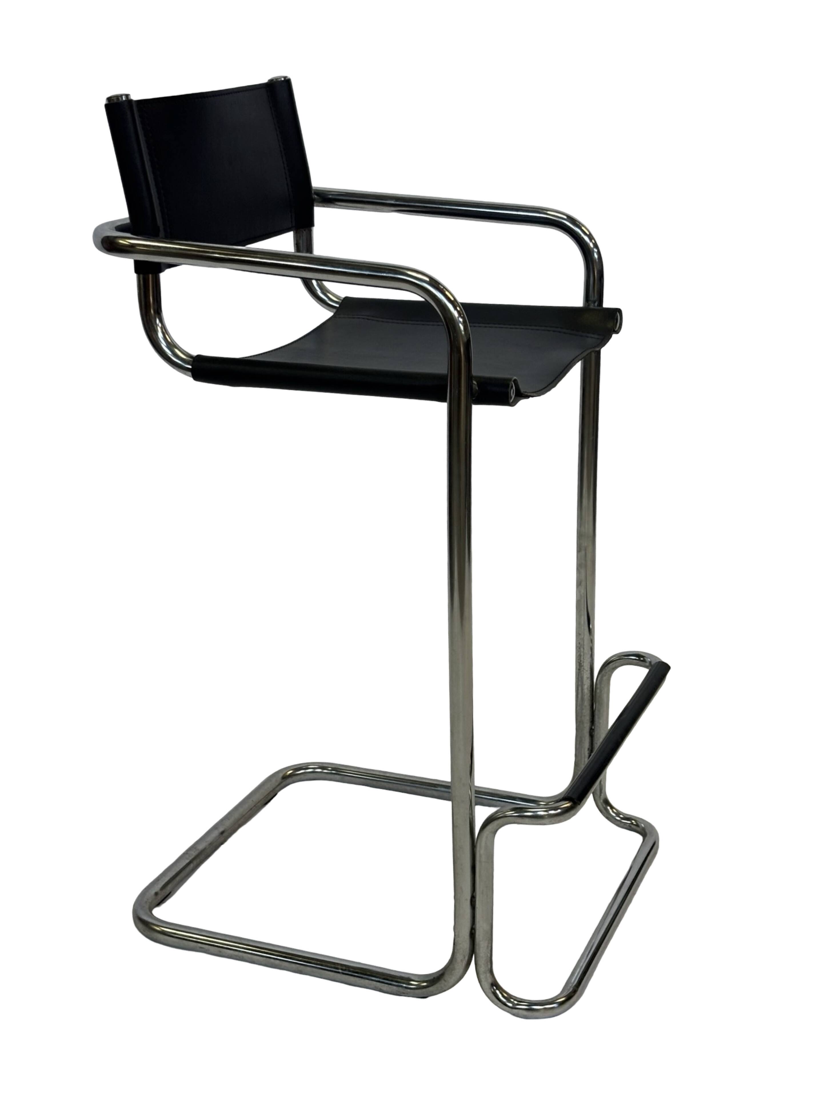 Tabouret de bar vintage en cuir noir et chrome, Italie