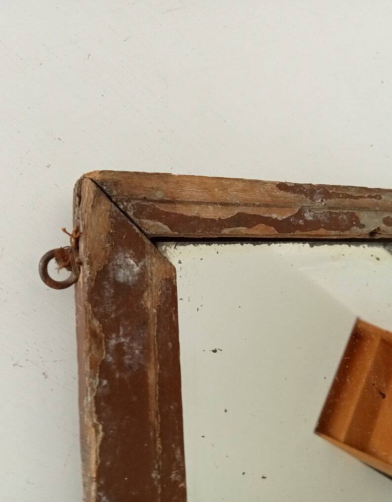 Small antique mirror 1920/30