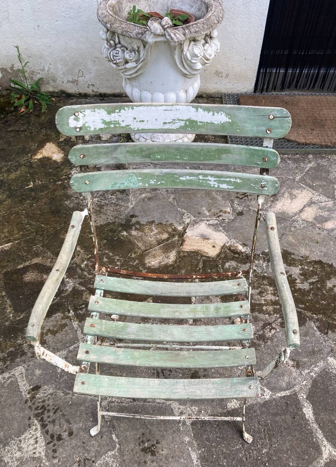 Large 19th century foldable garden armchair in wrought iron and wood