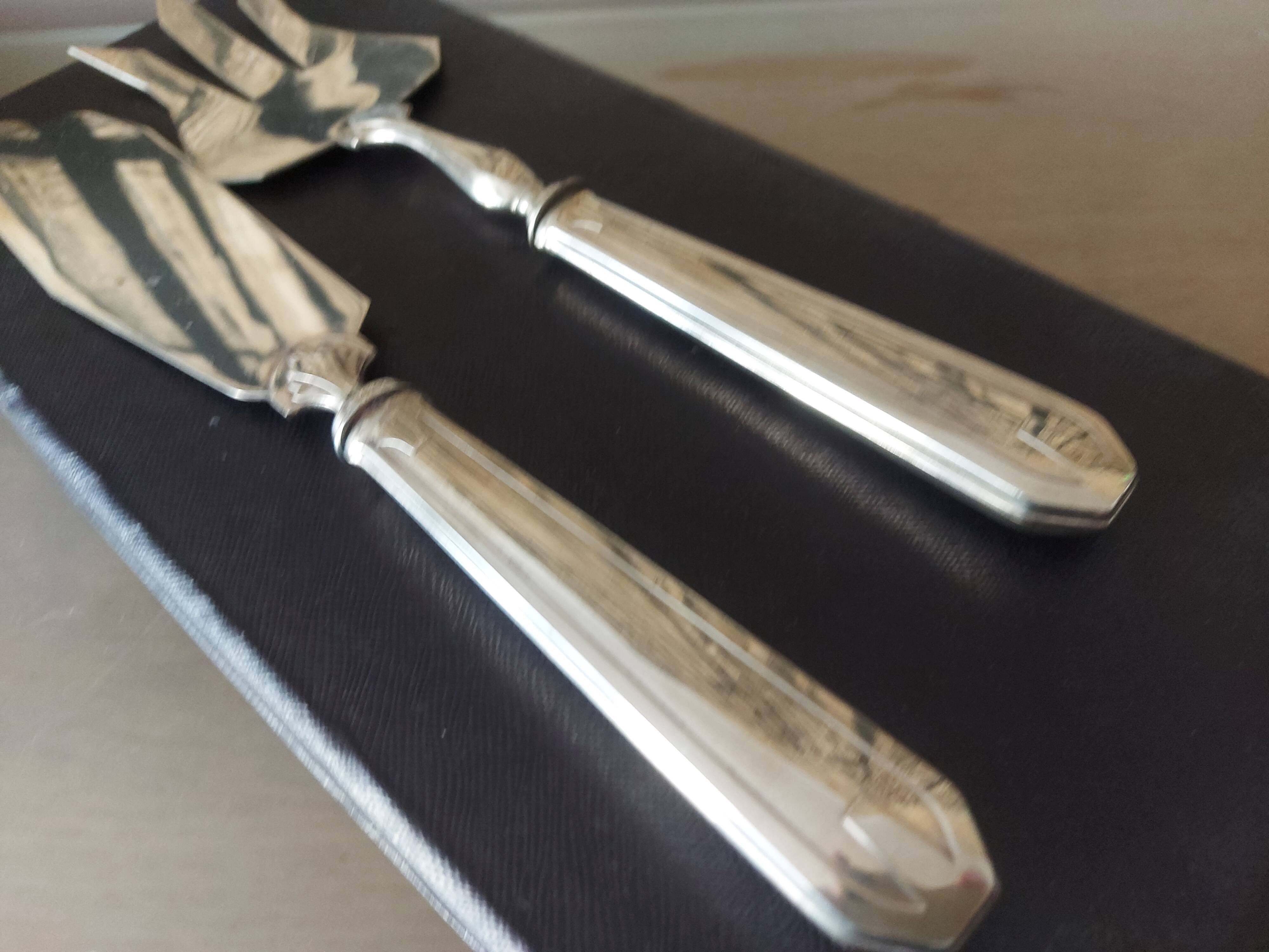 Art Deco fish service box