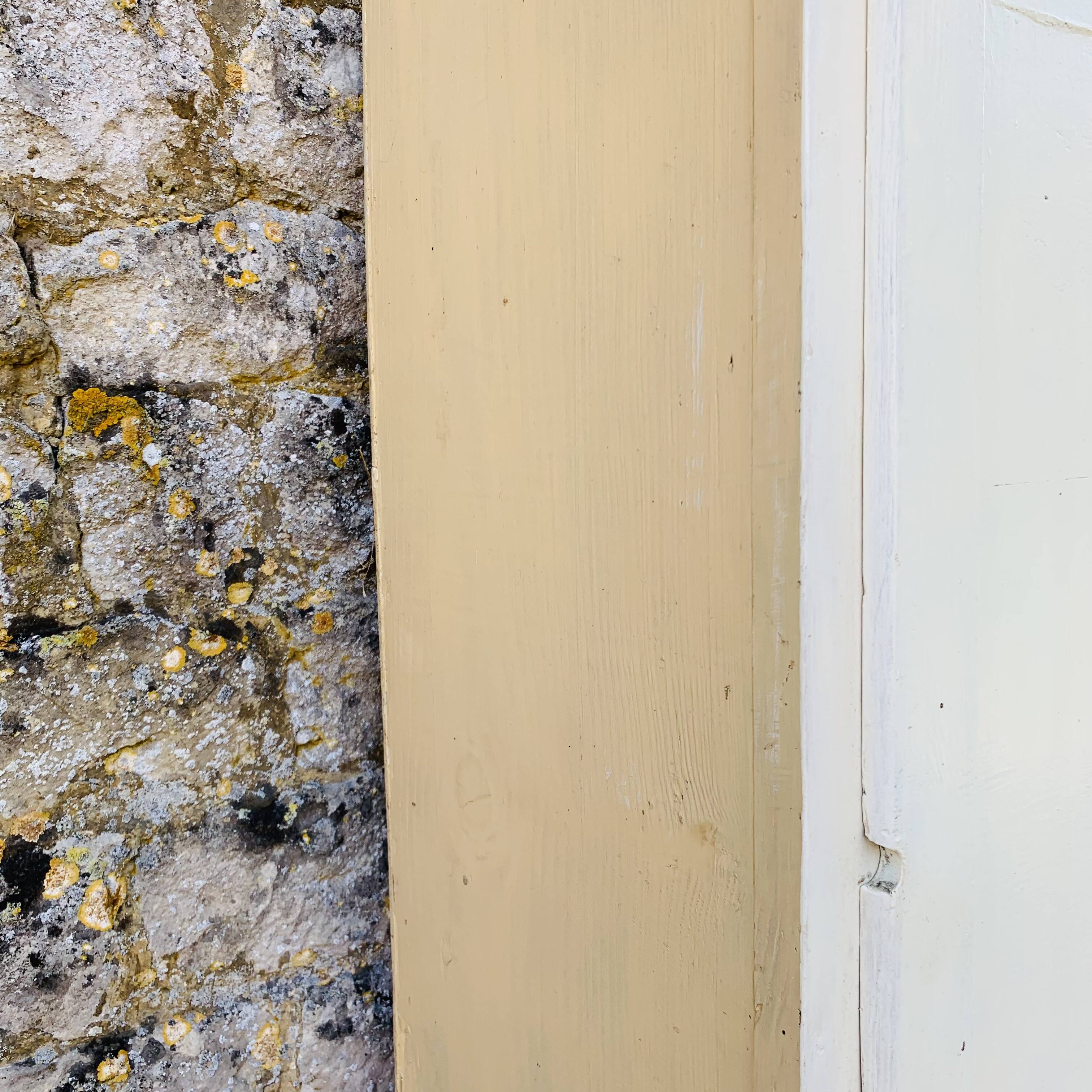 White cabinet - 1 door