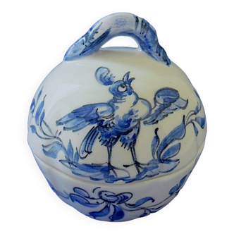 Earthenware bonbonnière with ornithological decoration in blue shades