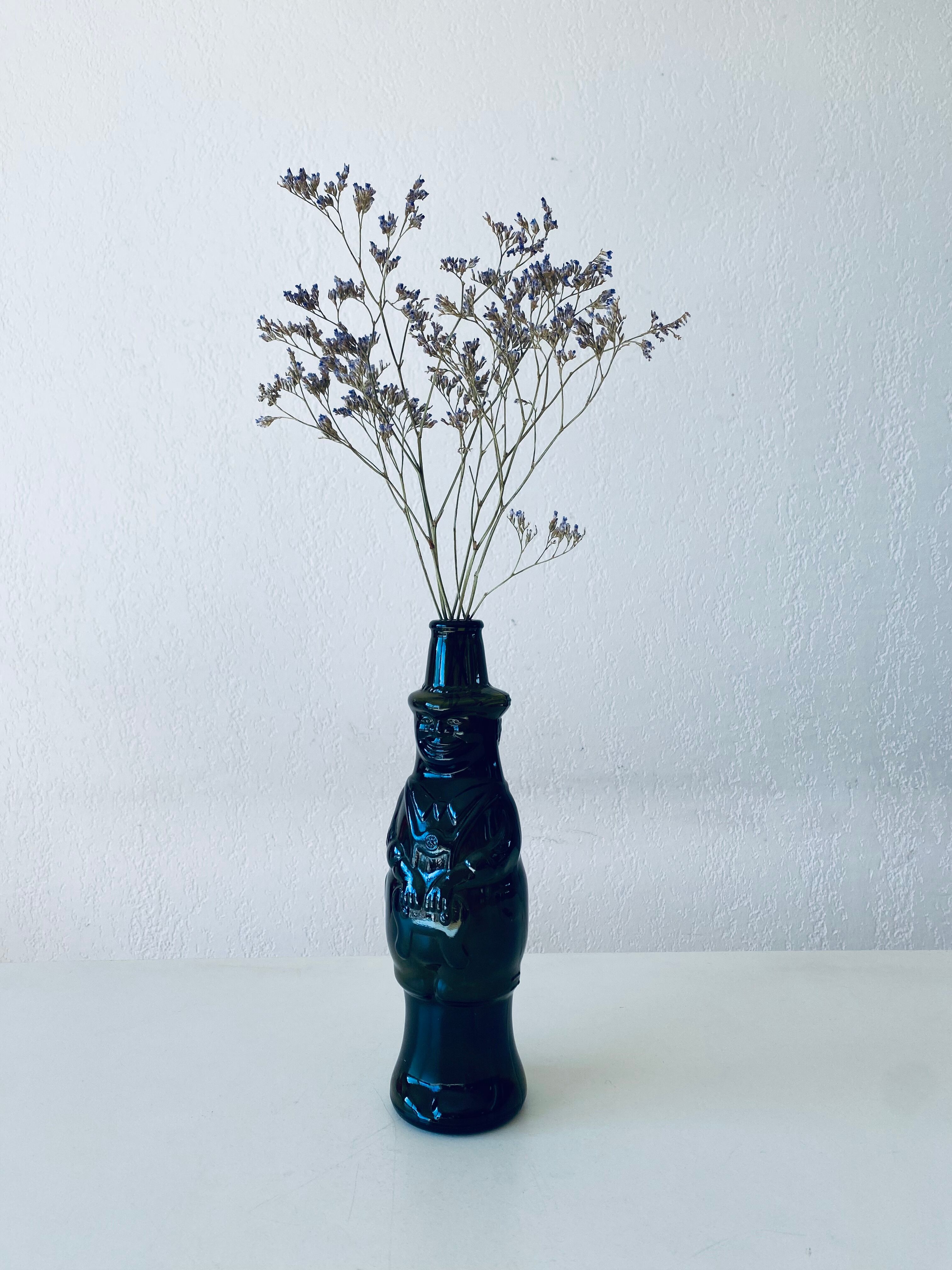 Humorous glass decanter