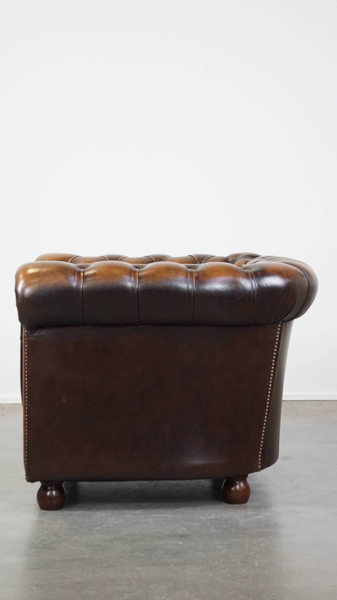 Classic Genuine Leather English Chesterfield Armchair in Good Condition