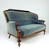 Unique Biedermeier sofa in original fabric and walnut veneer, Vienna, Austria circa 1825