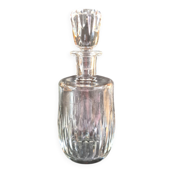 Élégante carafe en cristal taillé Baccarat