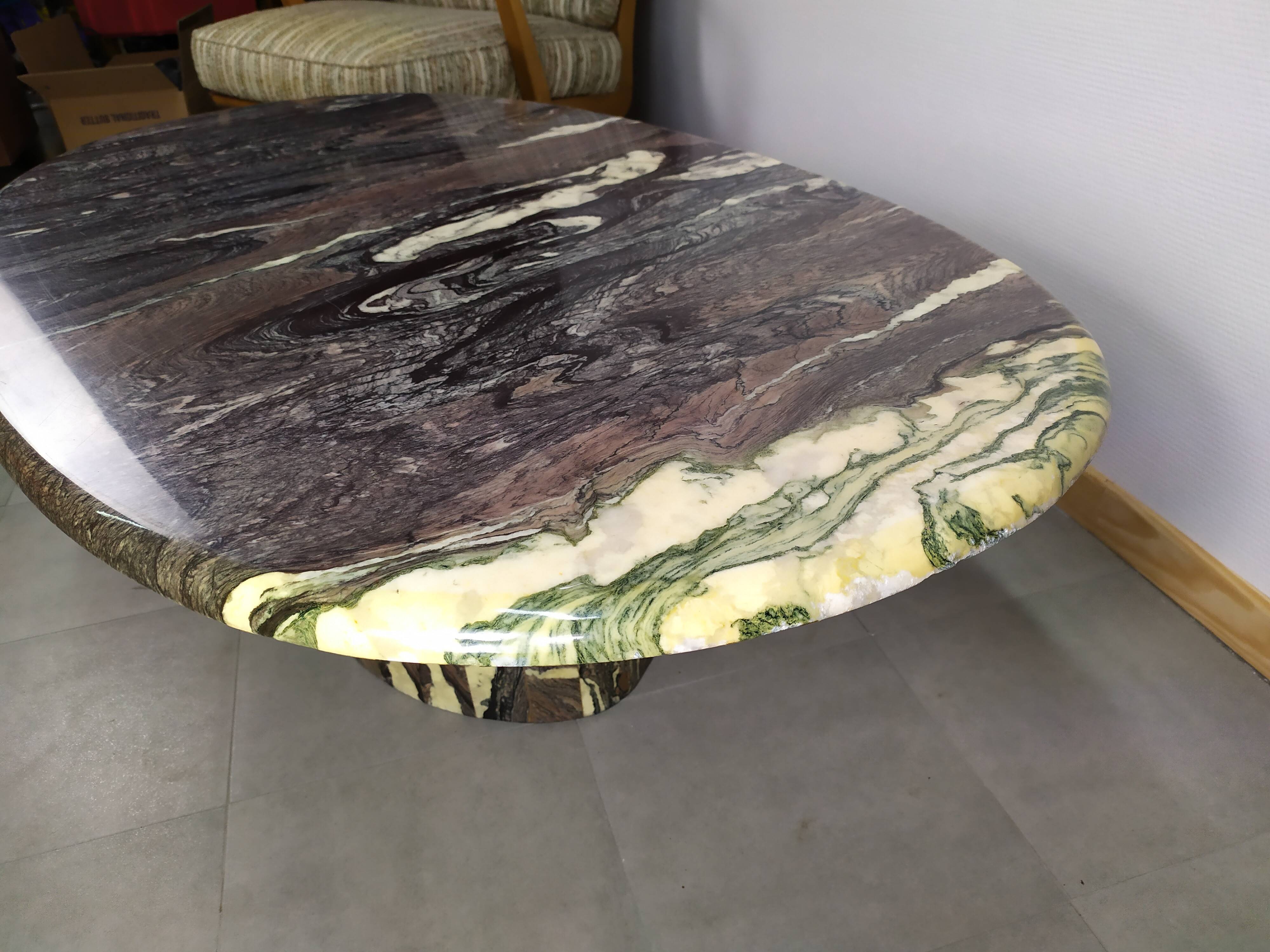 Ancient Oval Marble Coffee Table in Black Granite White Oval