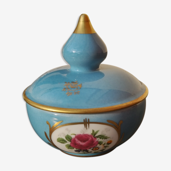 Bonbonnière en porcelaine de Limoges  , vintage