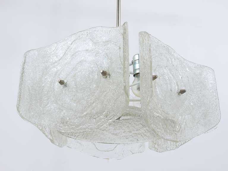Lustre en verre dépoli de milieu de siècle de J. T. Kalmar, Autriche, années 1960