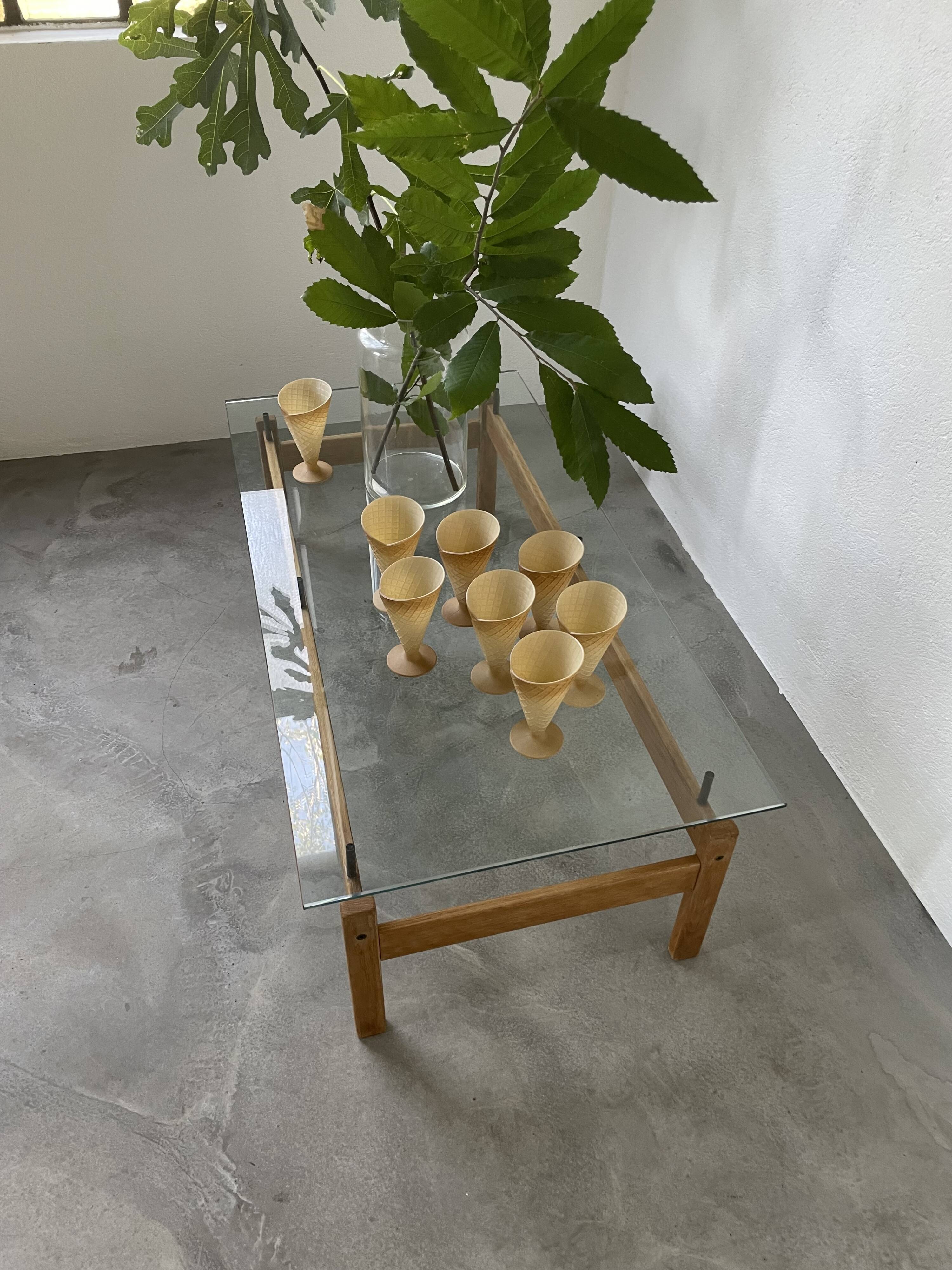 Table scandinave teck blond et verre 60