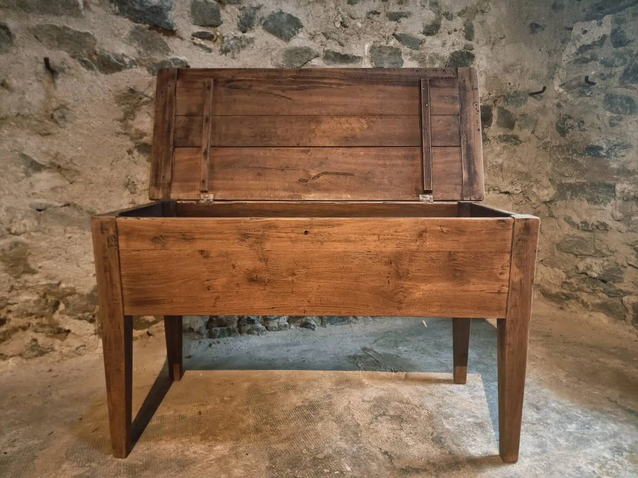 Ancien pétrin français en chêne, XIXe siècle