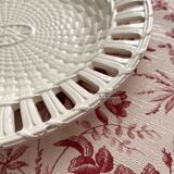 Dish in fine old earthenware, braided and openwork