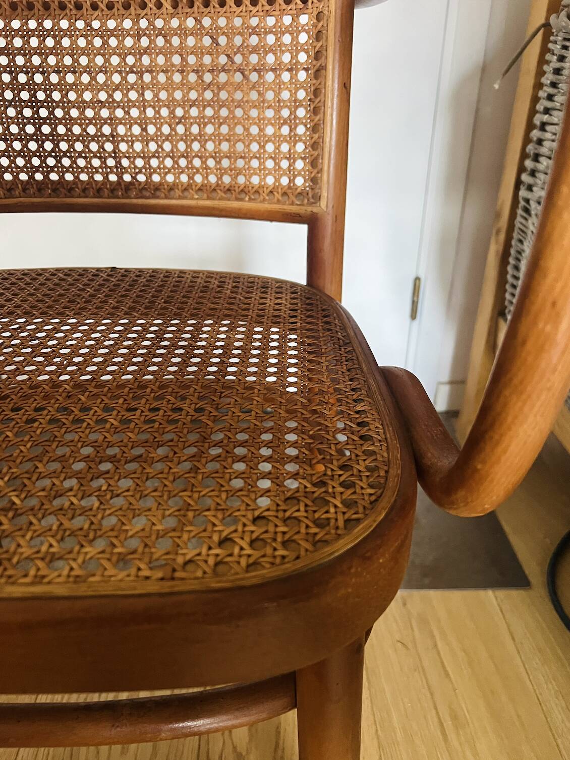 Fauteuil 811 ou Prague, Josef Hoffmann pour Thonet, circa 1930