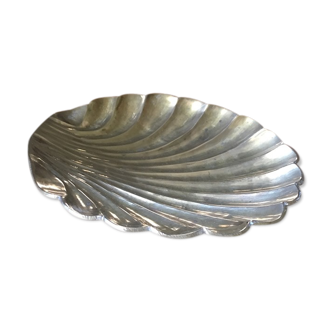 Shell shaped trinket bowl