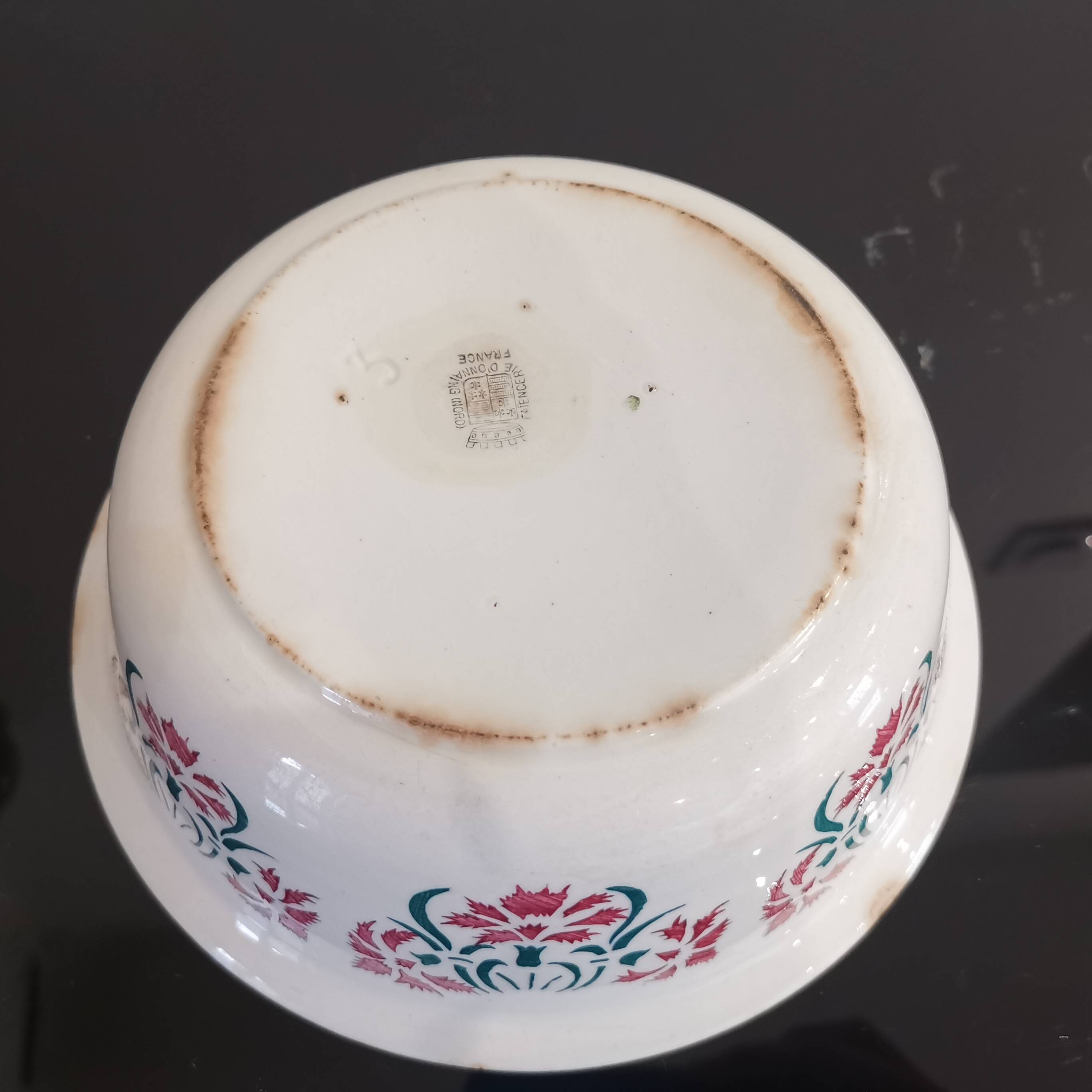 Salad bowl from the Onnaing earthenware factory