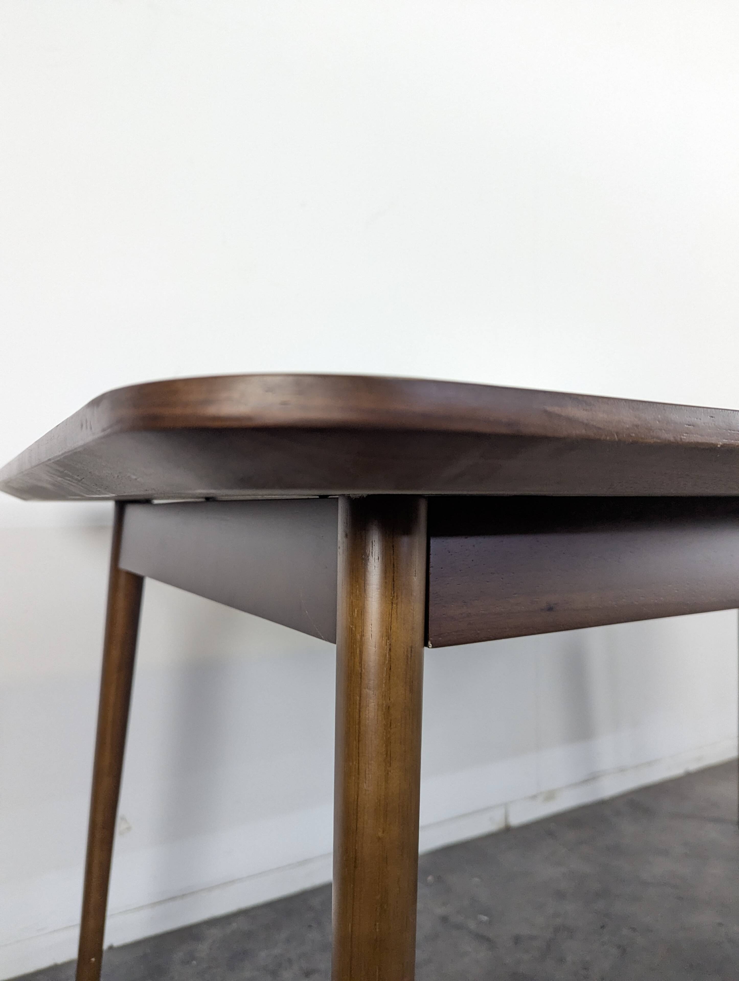 Table moderne NV Gallery