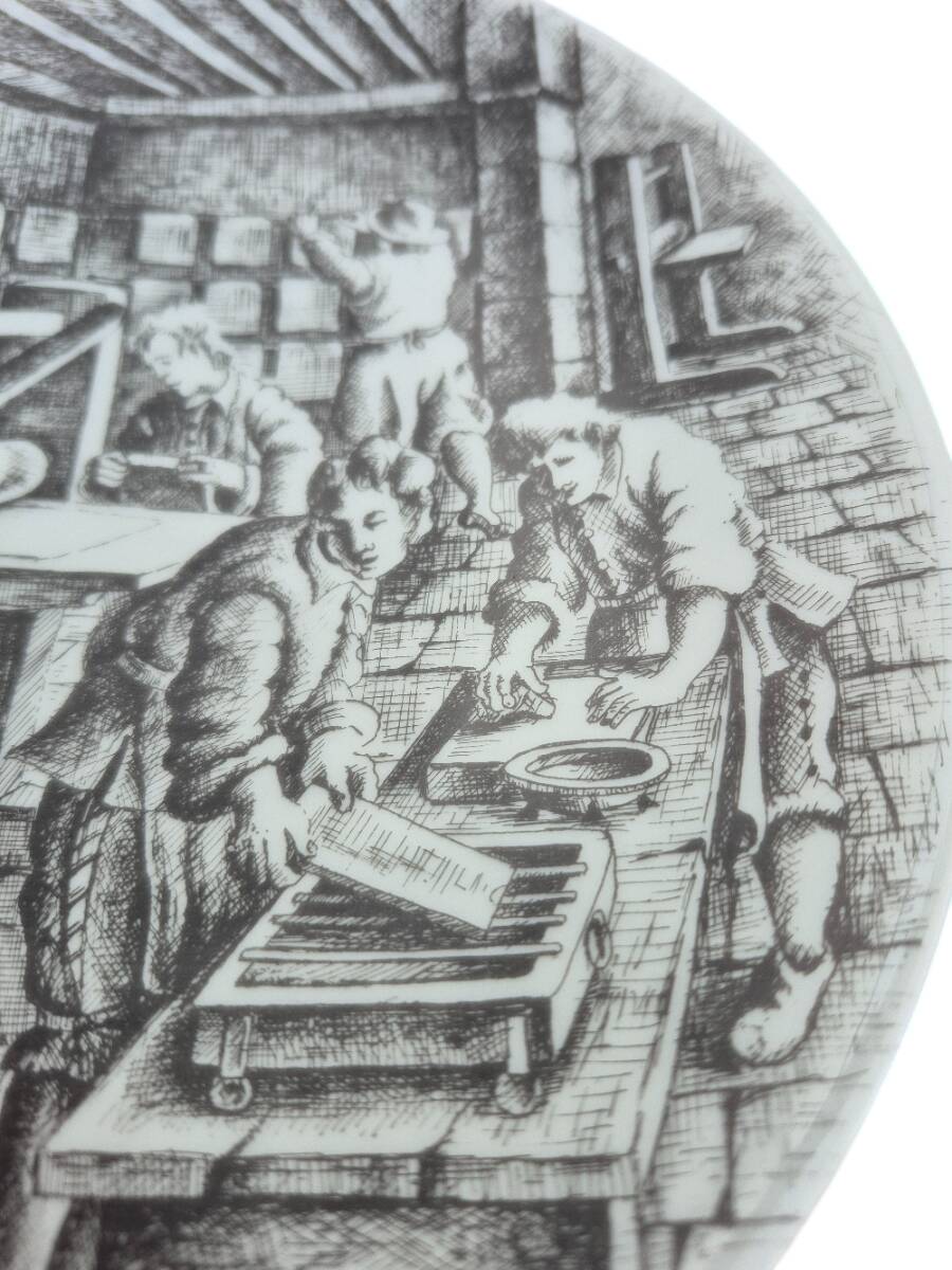 decorative plate Havilland night of the book