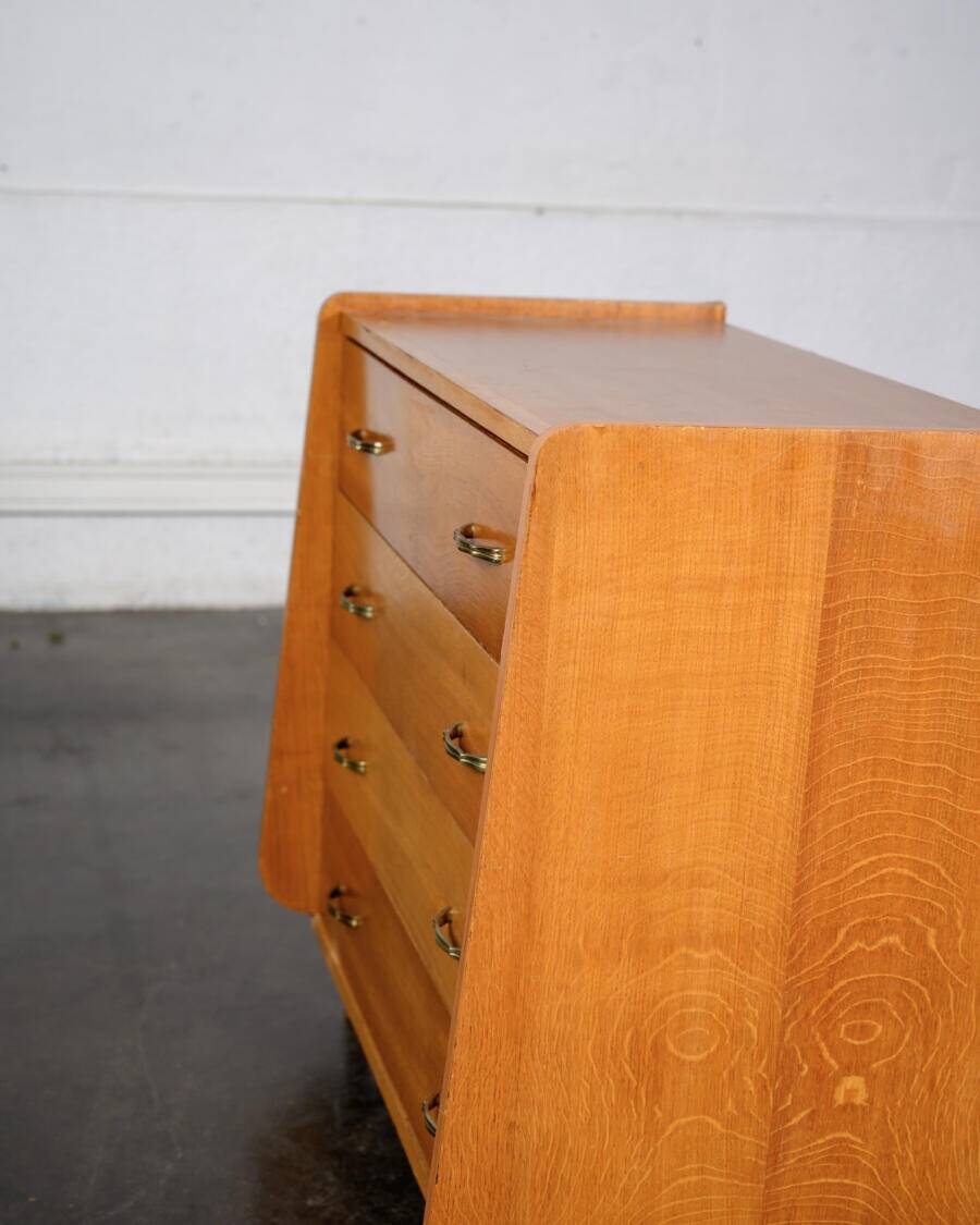 Vintage chest of drawers with 4 drawers