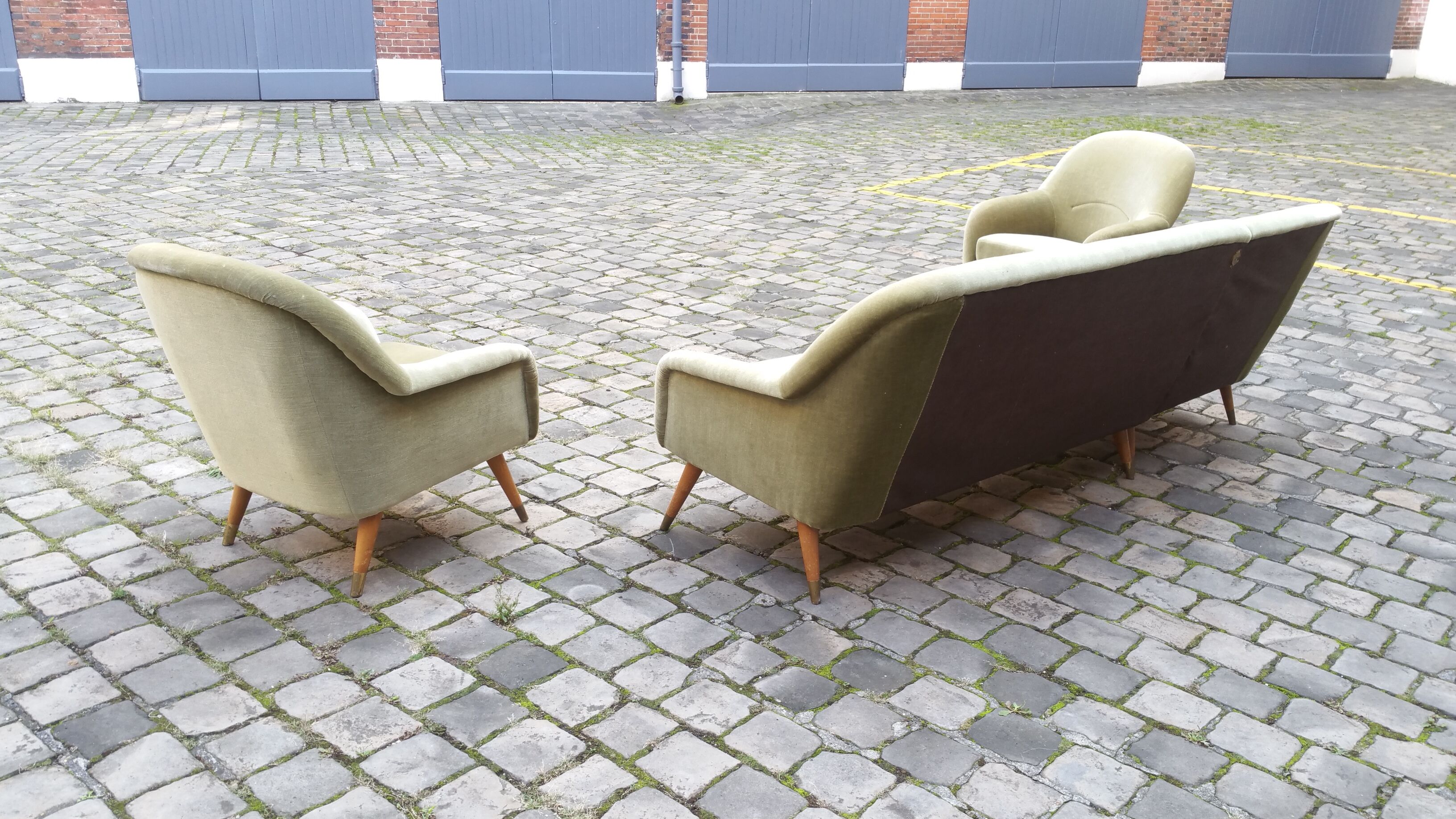 Together chairs Danish club 50 years Organic Green soft iced